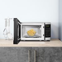 Danby DBMW0722BBS Danby 0.7 Cu. Ft. Countertop Microwave In Black And Stainless Steel - Image 9