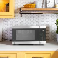 Ge Appliances GCST10A1WSS Ge? 1.0 Cu. Ft. Capacity Countertop Convection Microwave Oven With Air Fry - Image 4