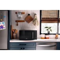 Whirlpool WMCS5522RB 1.0 Cu. Ft. Black All-In-One Multifunctional Countertop Microwave With Air Fry - 900 Watt - Image 2